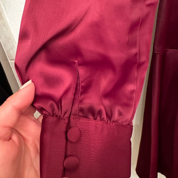 Elegant Burgundy Wrap Dress - Picture 4 of 8